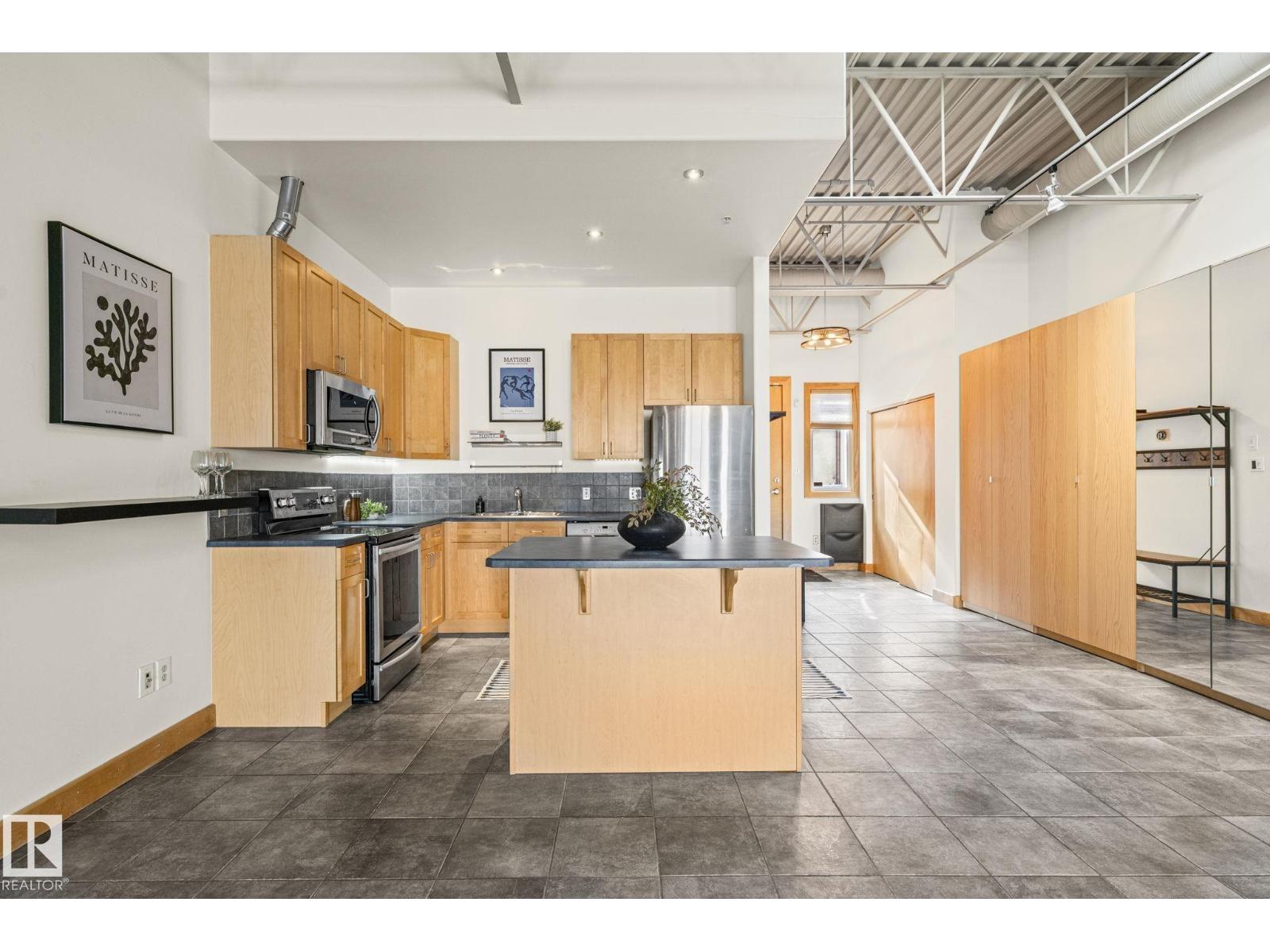 #205 10265 107 ST NW - Image 15