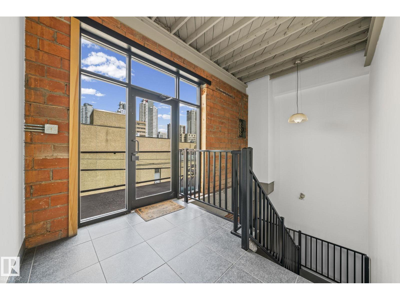 #205 10265 107 ST NW - Image 38