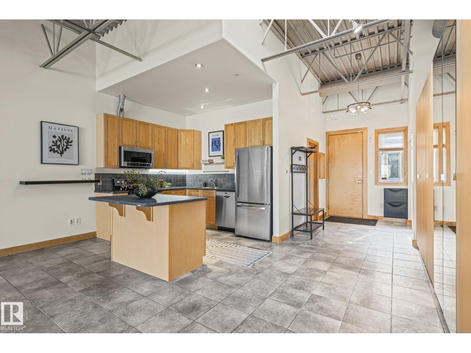 #205 10265 107 ST NW - Image 8