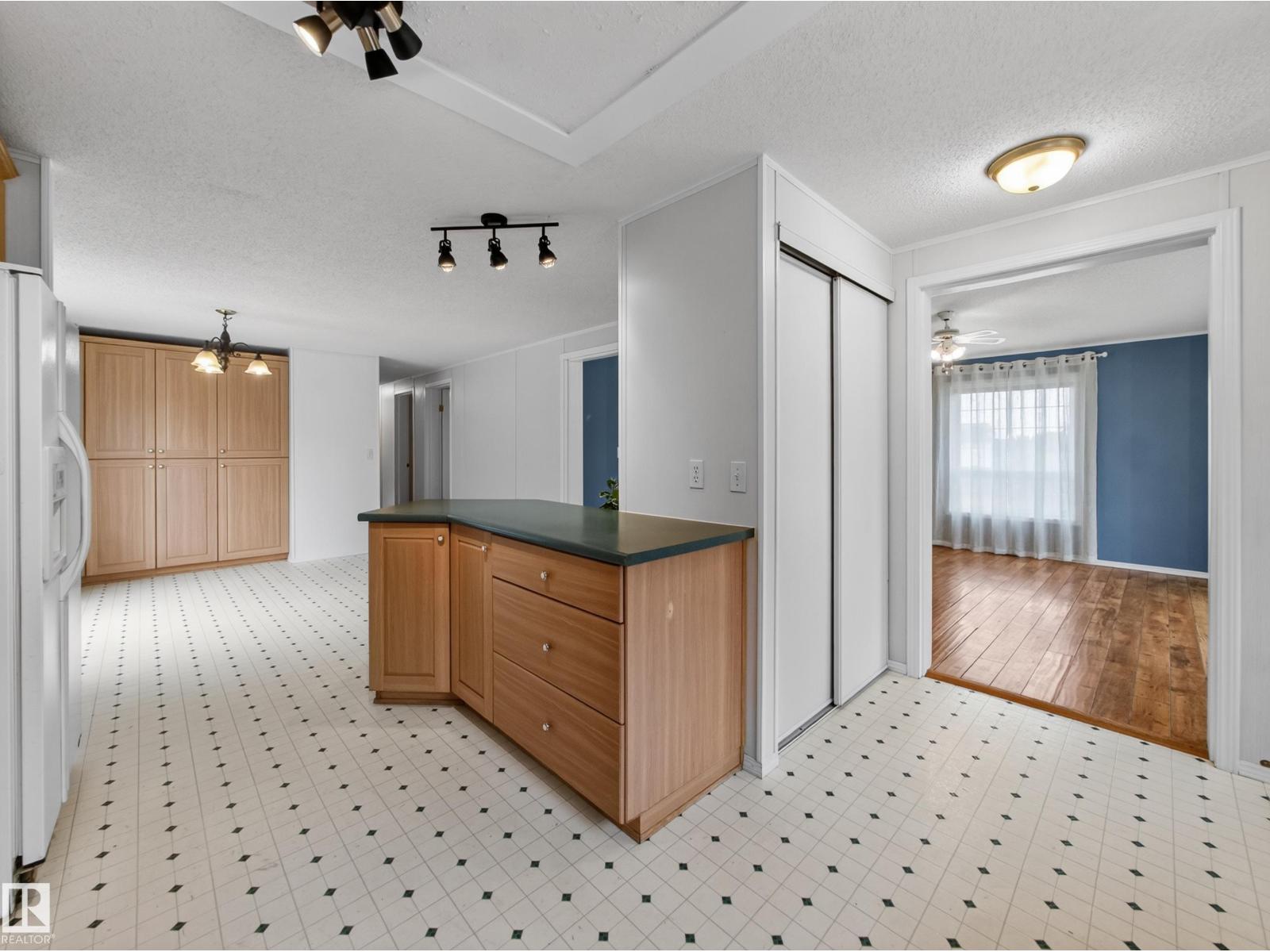 51208 range road 270 - 47