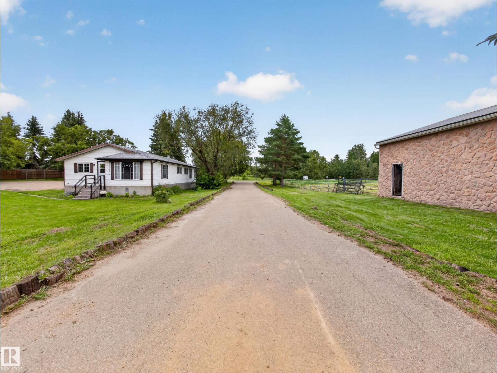 51208 range road 270 - 51