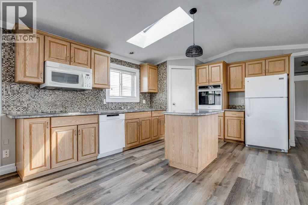 252 Grandview Crescent - 9