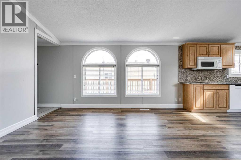 252 Grandview Crescent - 7