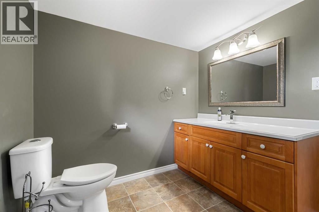909 6 Street SW - Image 14