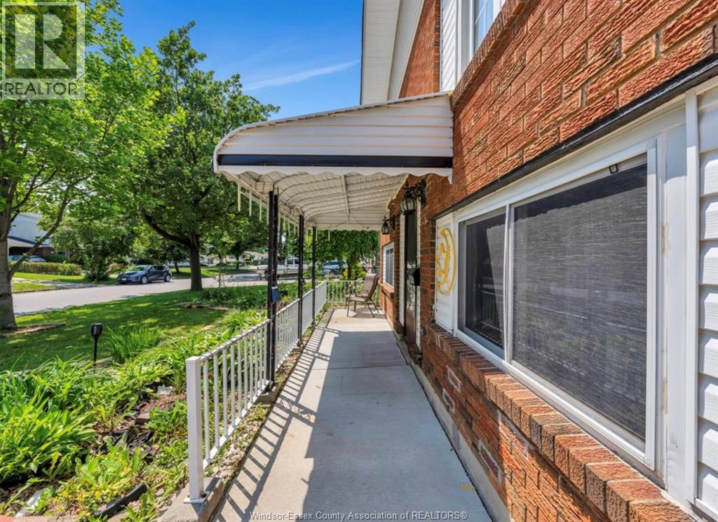10670 LAMBETH ROAD - Image 4