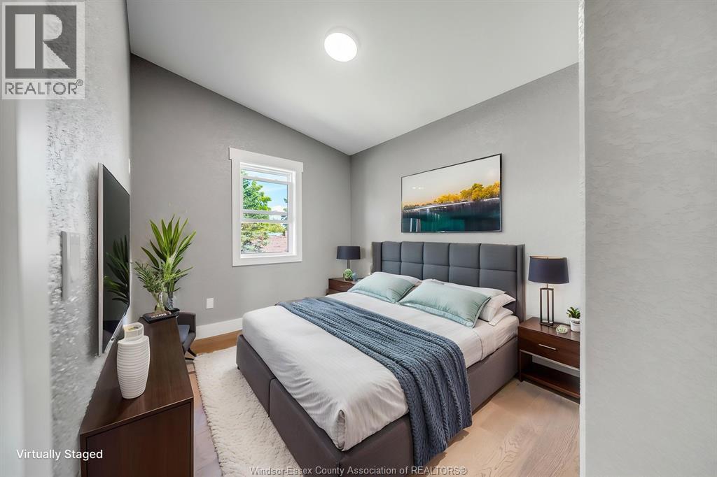 4360 ST. CLAIR PARKWAY - 16