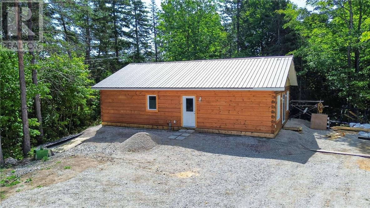 135 Lakeshore Road - Image 42