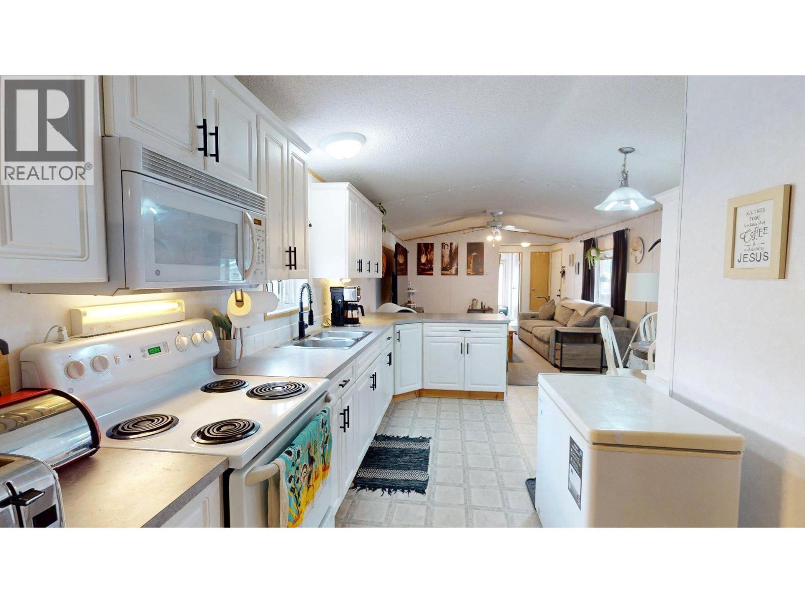 8 CARLING Place - 14