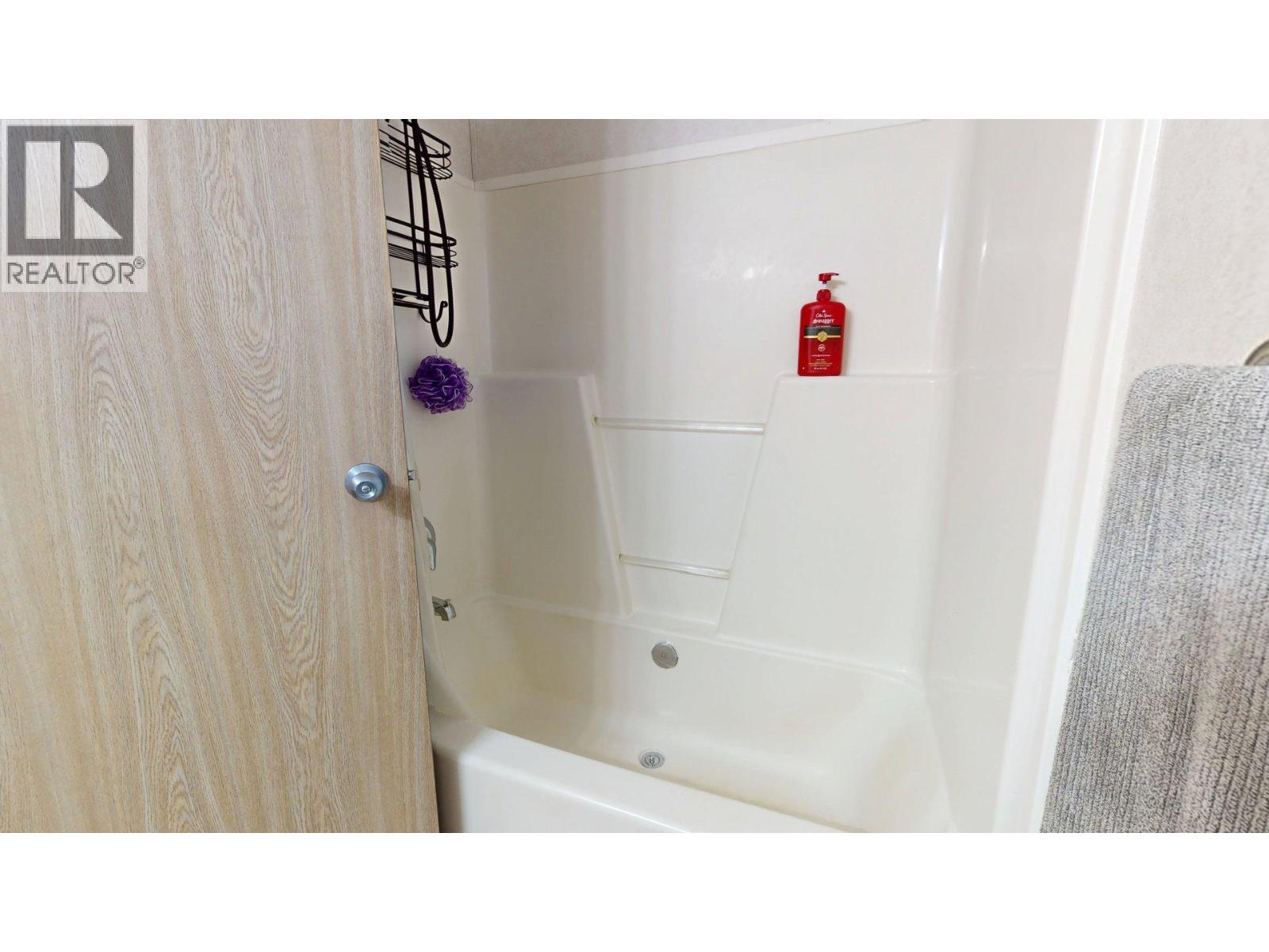 8 CARLING Place - Image 25