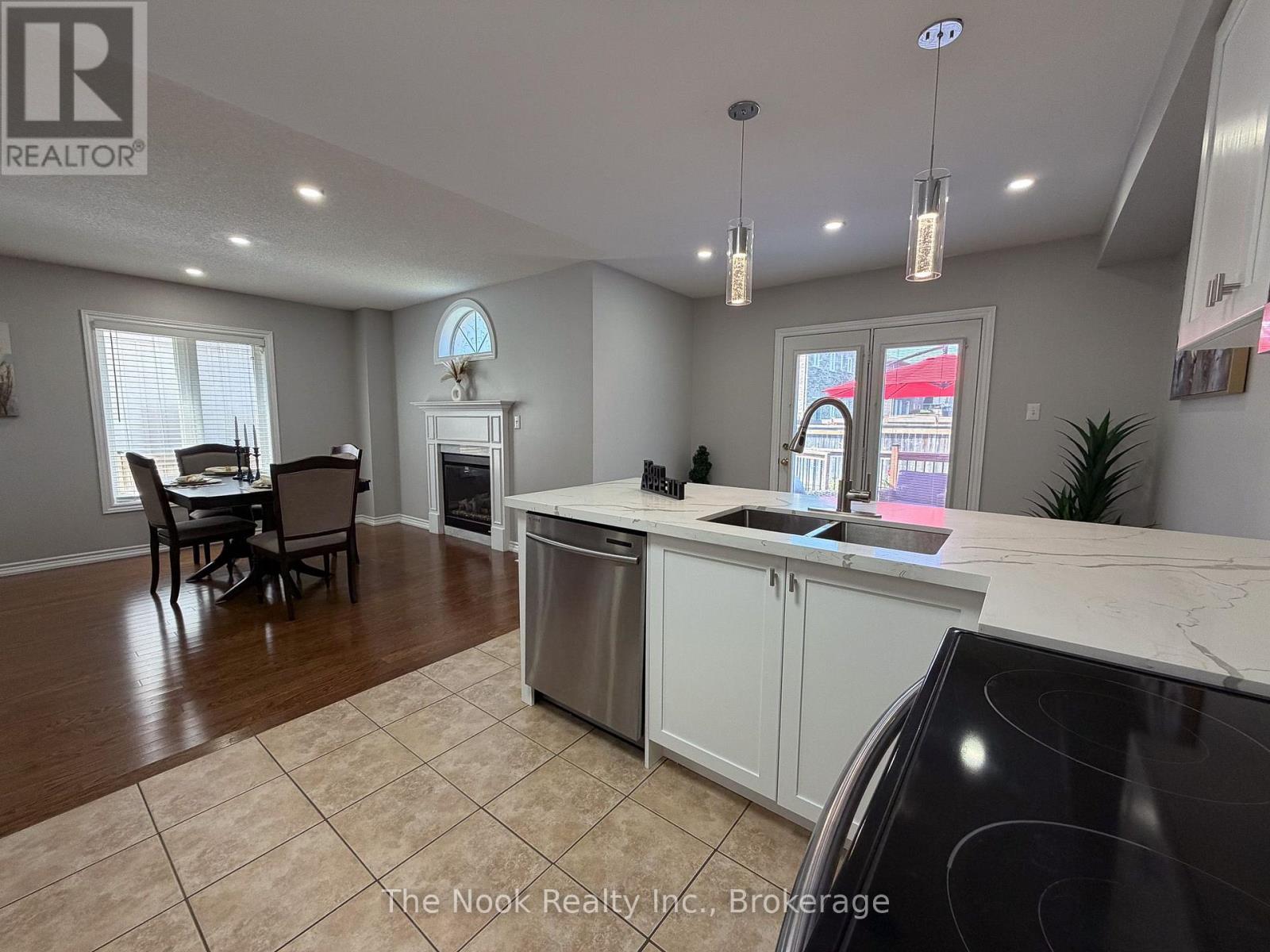 10 BROOME AVENUE - 20