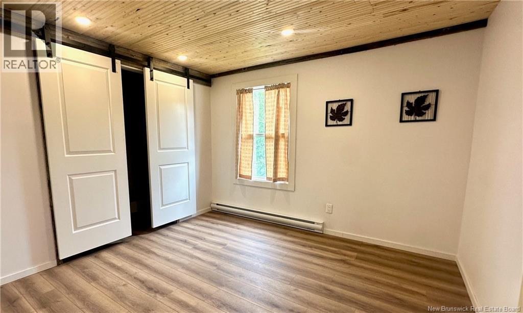 466 Poodiac Road - Image 18