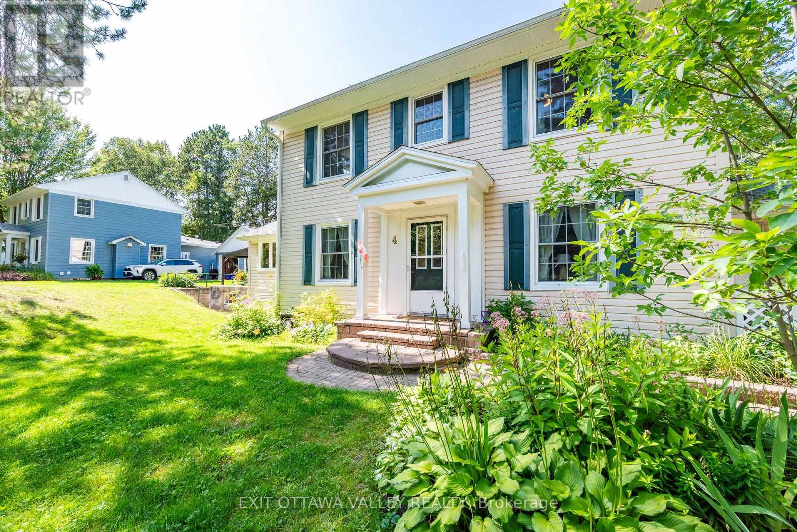 4 MACDONALD STREET - 2