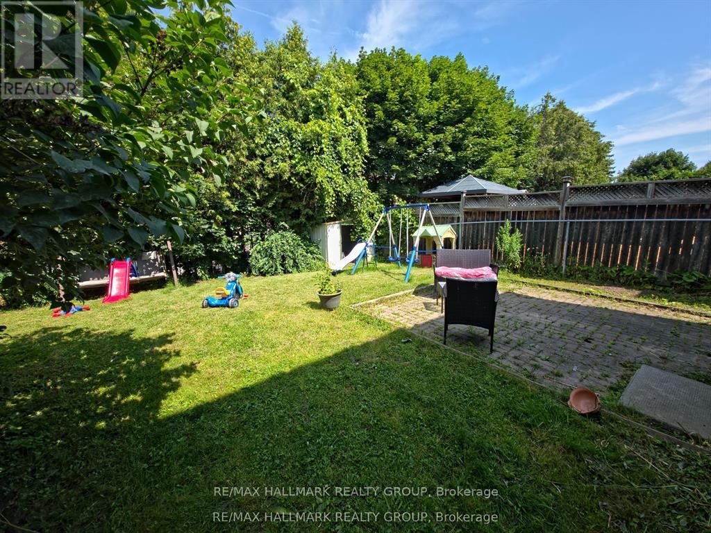 16 TEDWYN DRIVE - 21