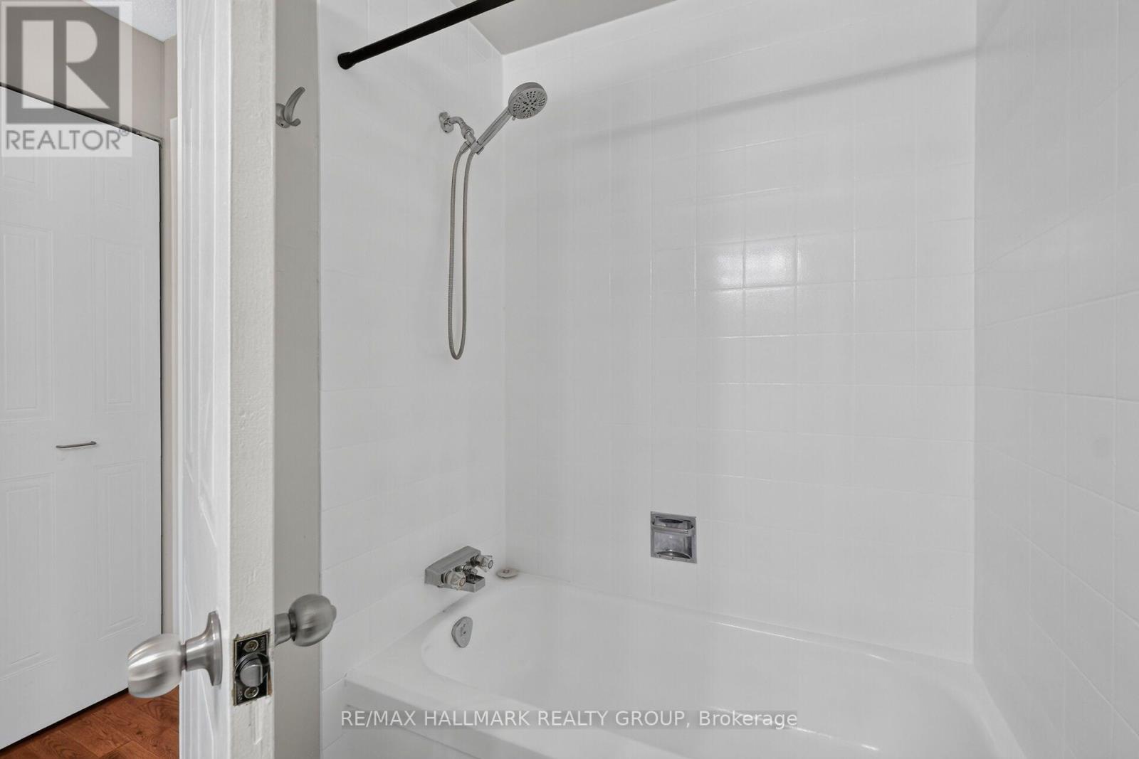 1427 FORGE STREET - Image 21