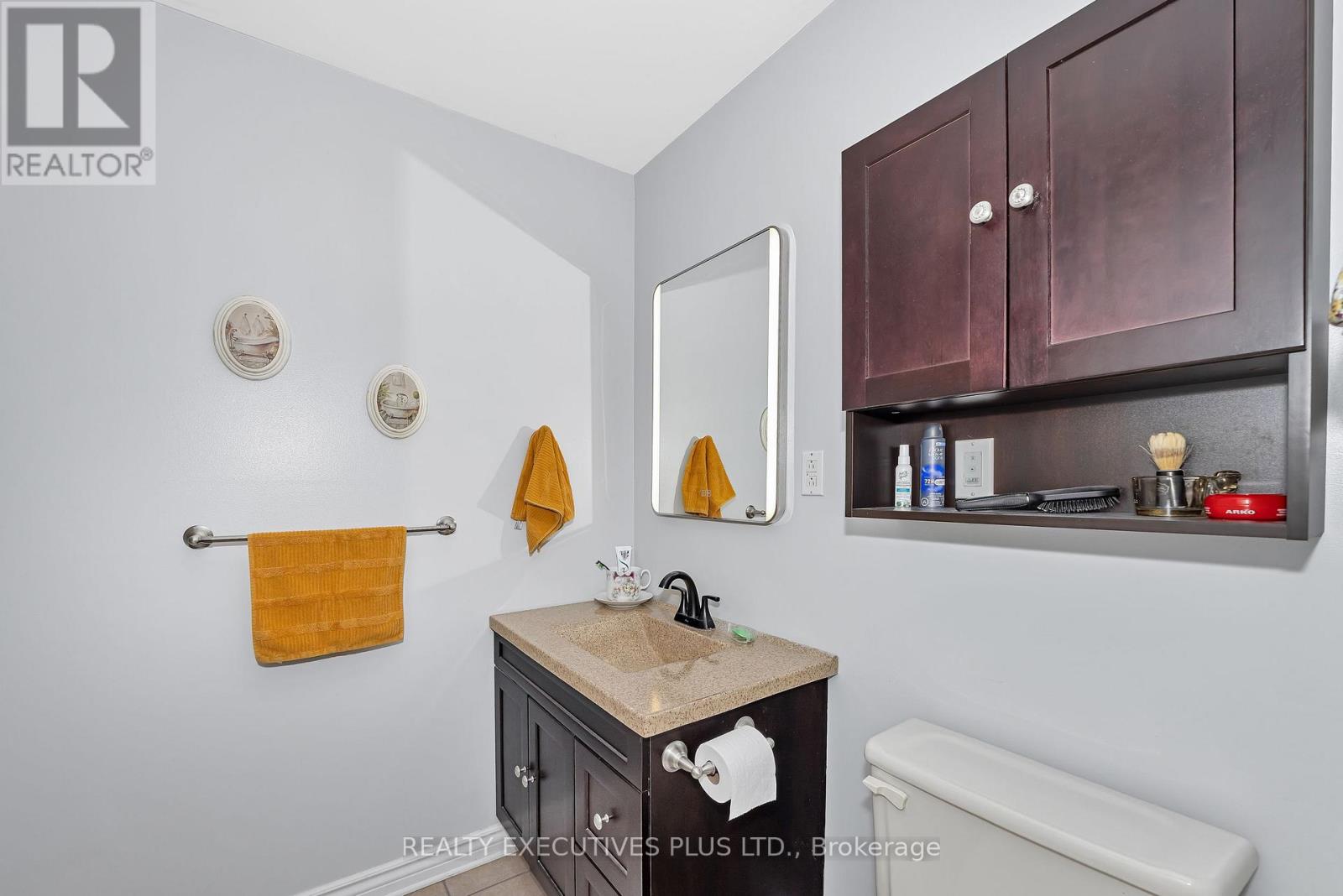 11 GROVE STREET - 18