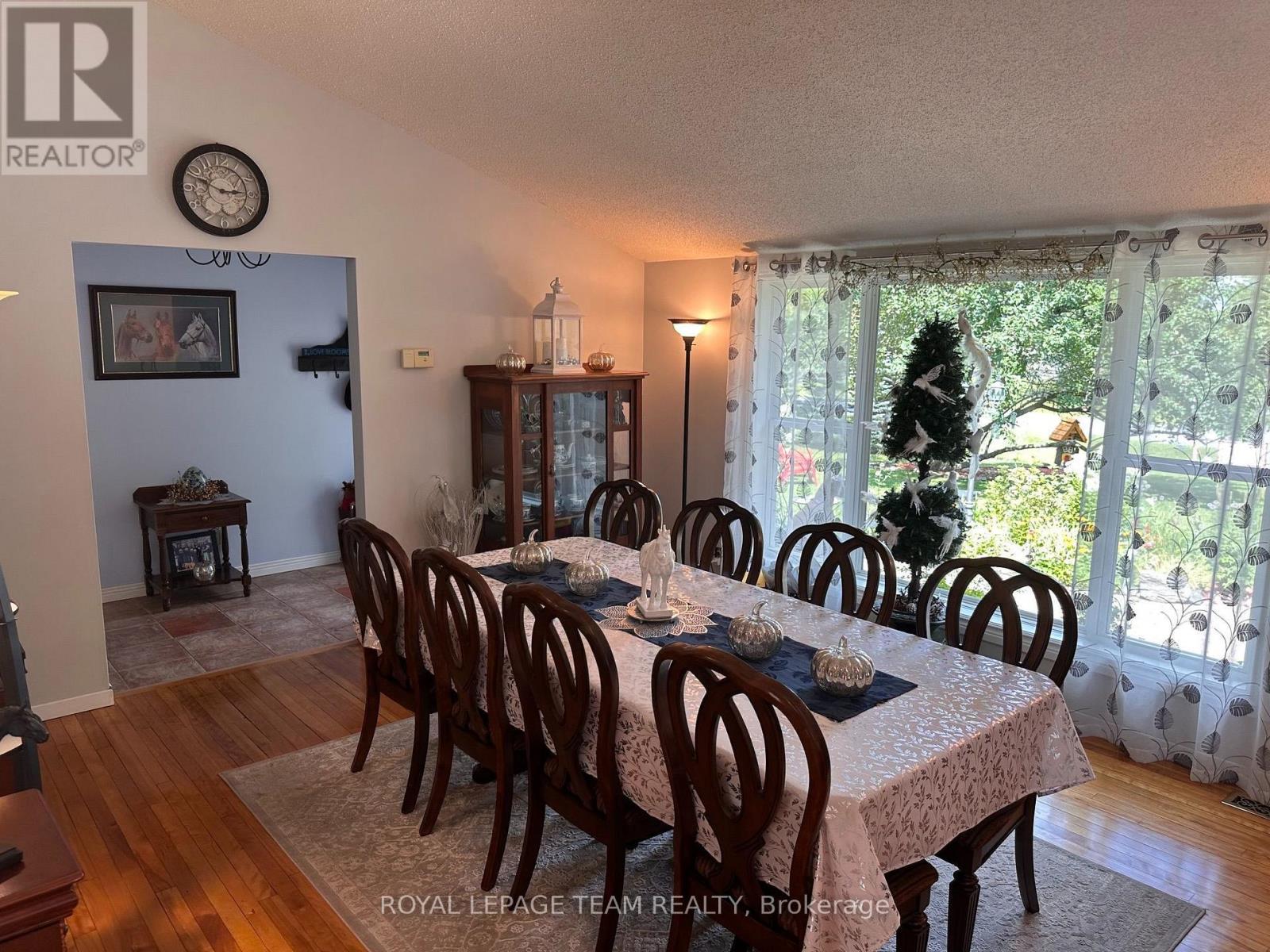 1663 CHRISTINA CRESCENT - Image 12