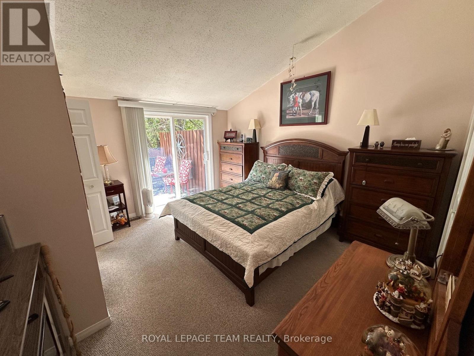 1663 CHRISTINA CRESCENT - Image 23
