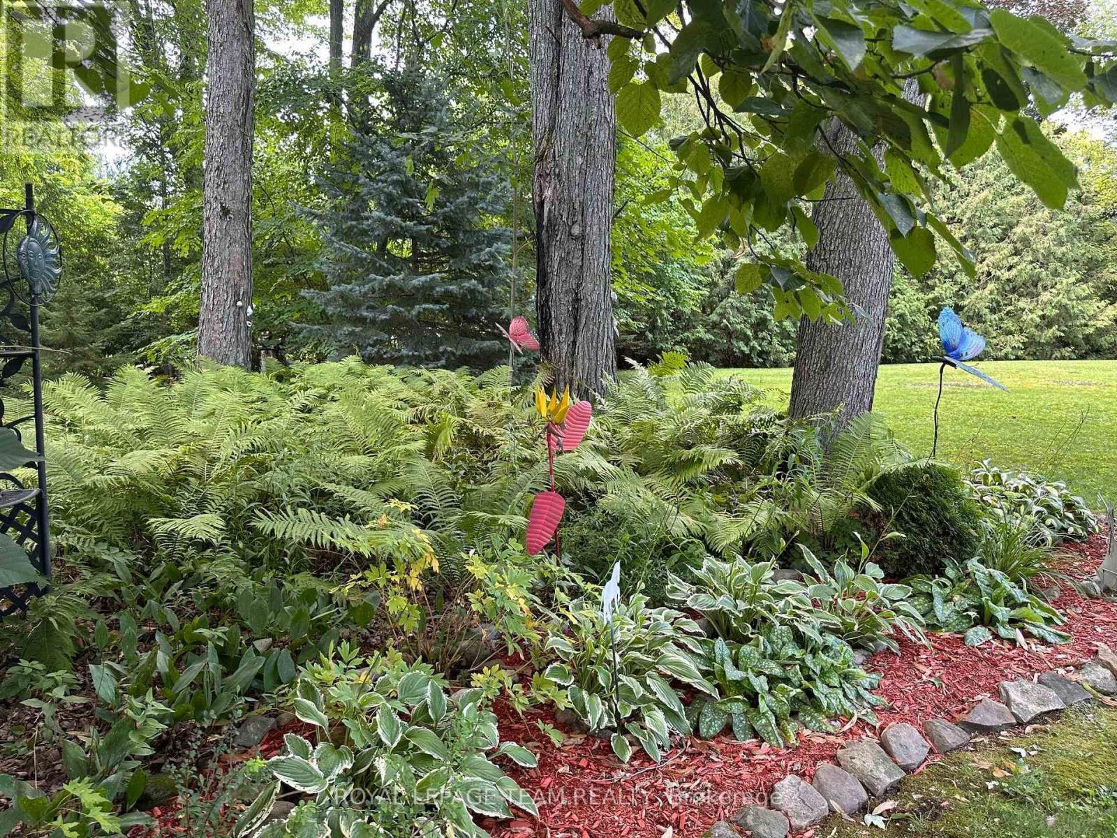1663 CHRISTINA CRESCENT - Image 25