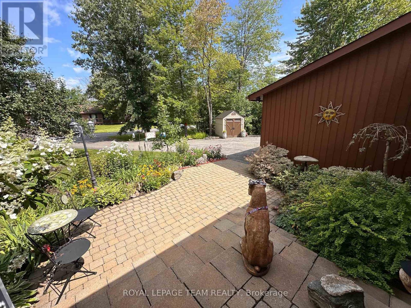 1663 CHRISTINA CRESCENT - Image 31