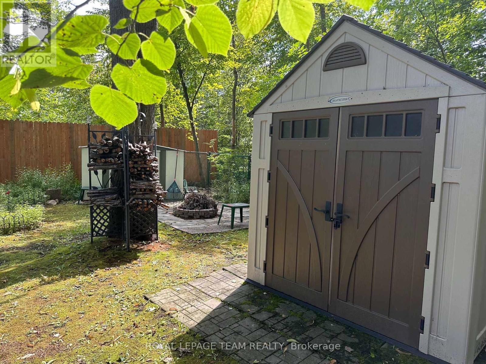 1663 CHRISTINA CRESCENT - Image 43