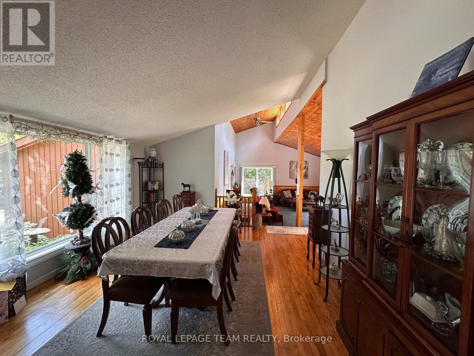1663 CHRISTINA CRESCENT - Image 5