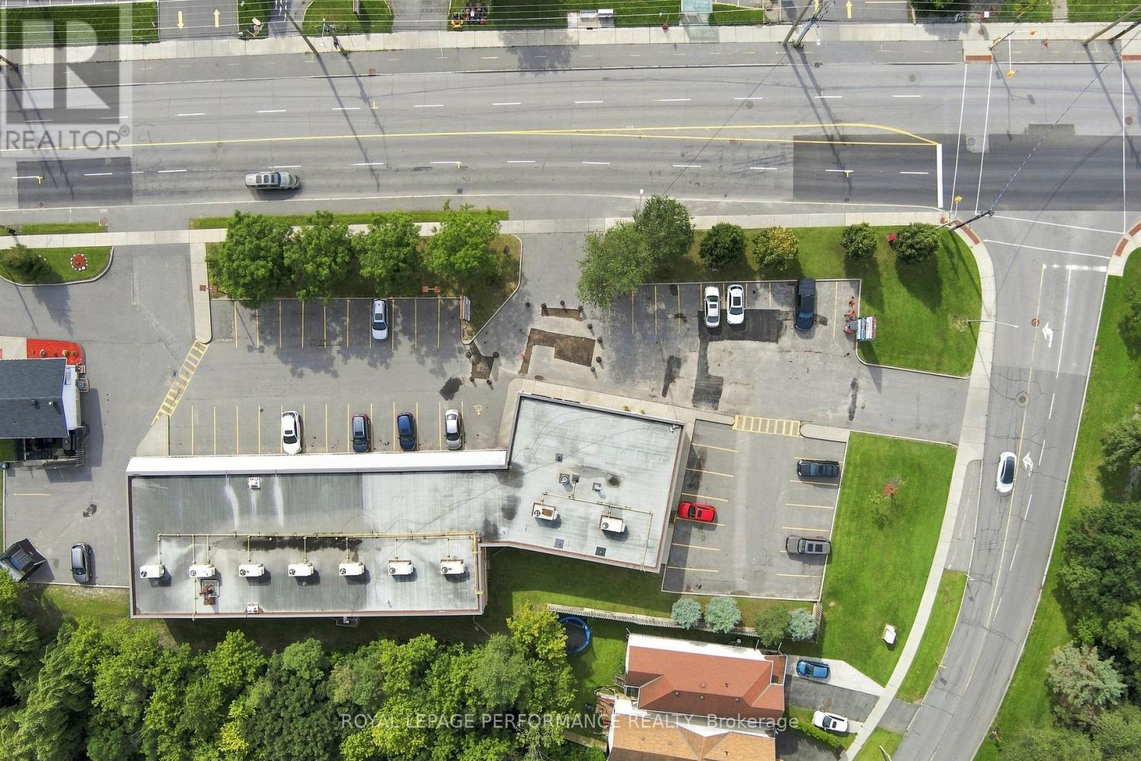 Unit #w - 2095 St Joseph Boulevard