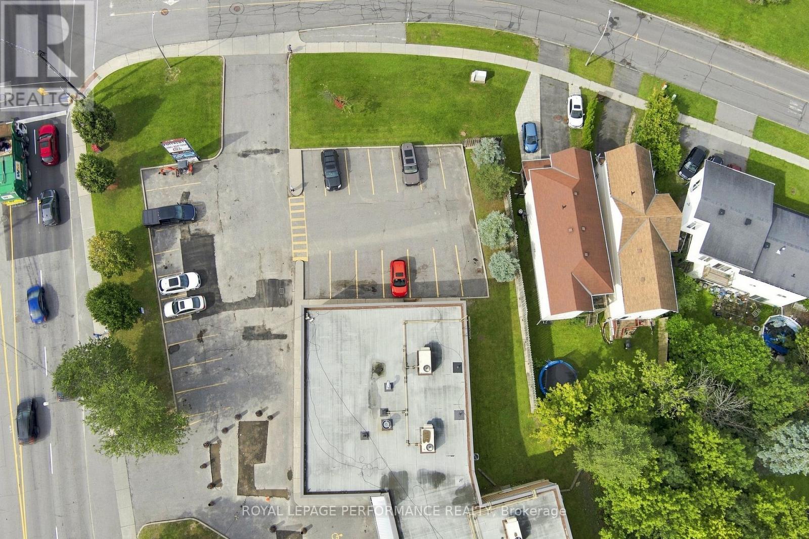 Unit #w - 2095 St Joseph Boulevard