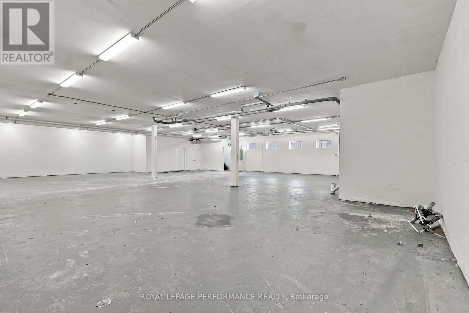 Unit #w - 2095 St Joseph Boulevard