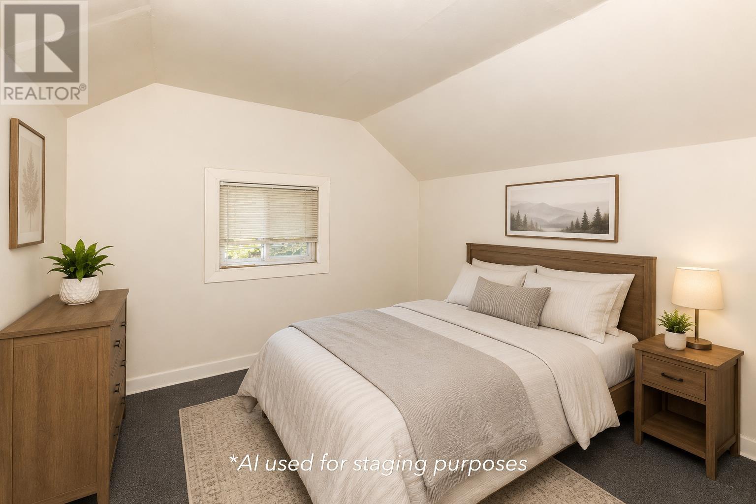 815 Minnesota ST - Image 13