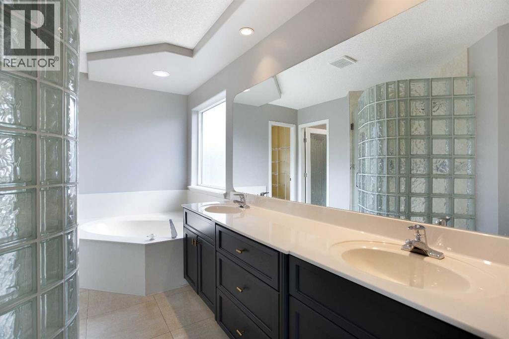 3414 Douglasdale Boulevard SE - 18