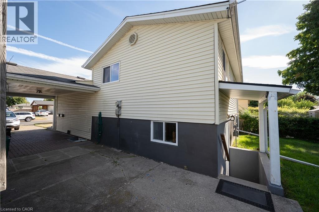 66 BELWOOD Crescent - 21