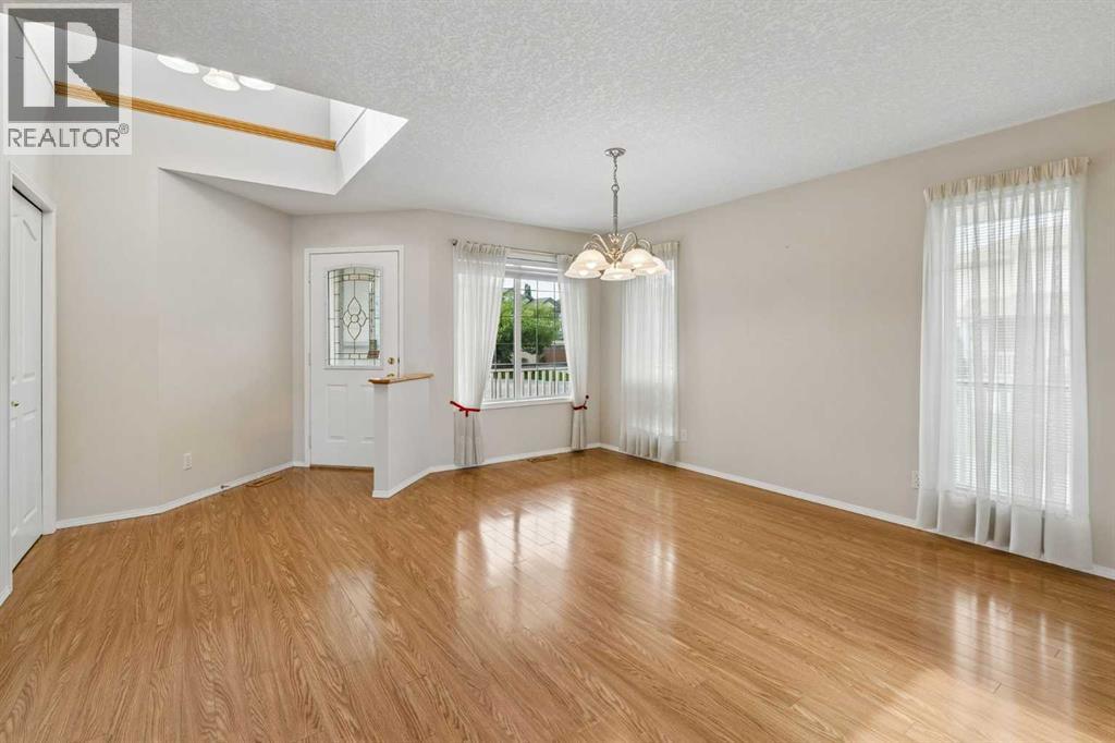 41 Panorama Hills Way NW - 10