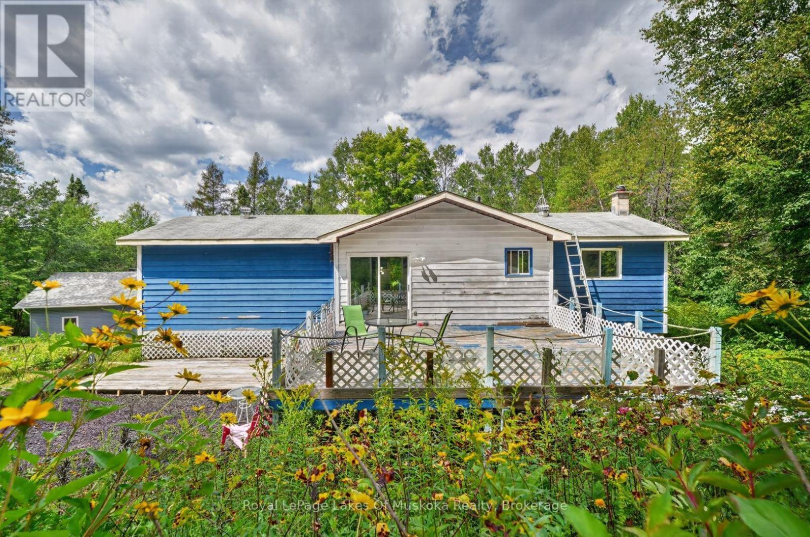 695 BAY LAKE ROAD - Image 28