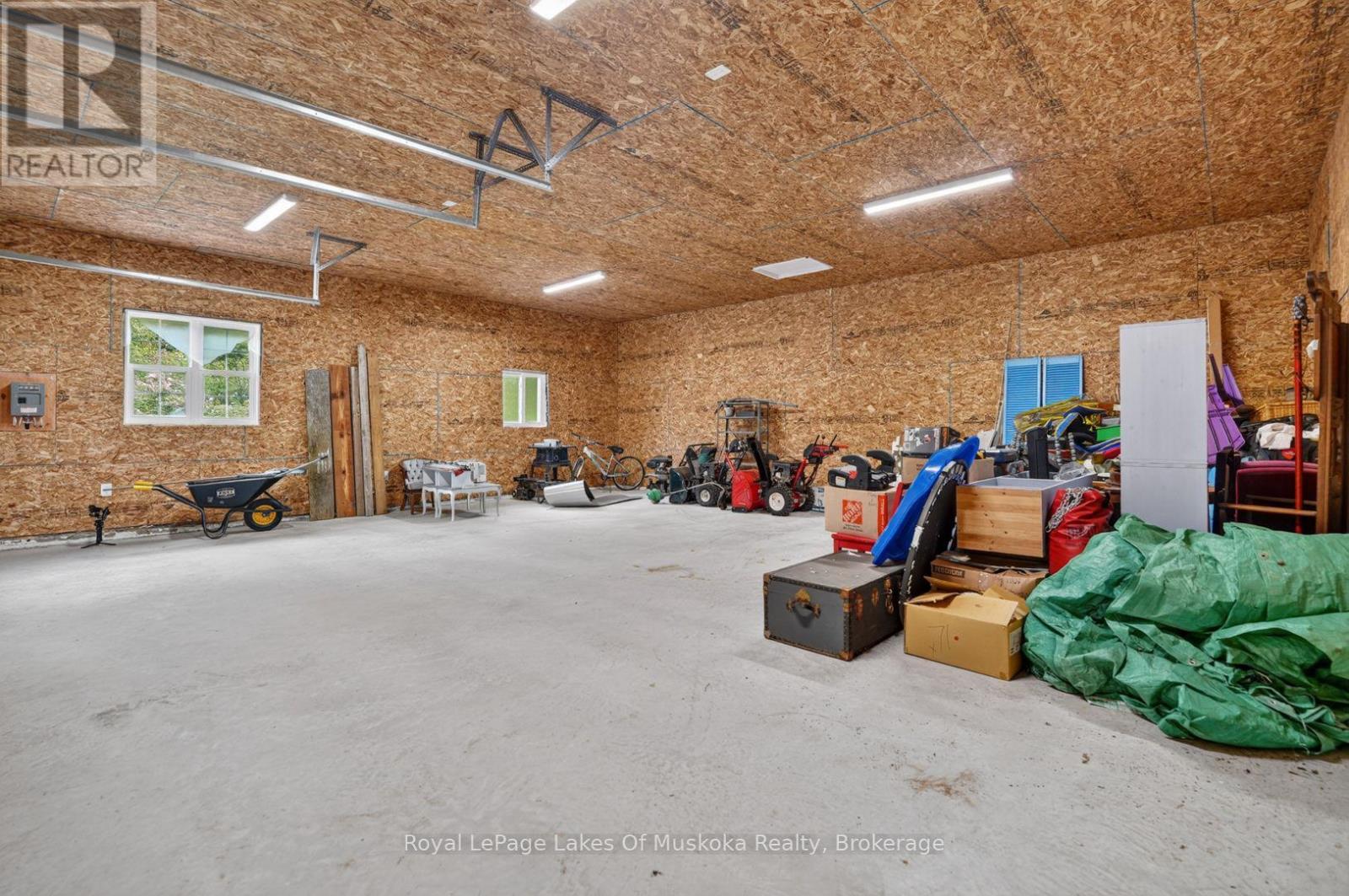 695 BAY LAKE ROAD - 42