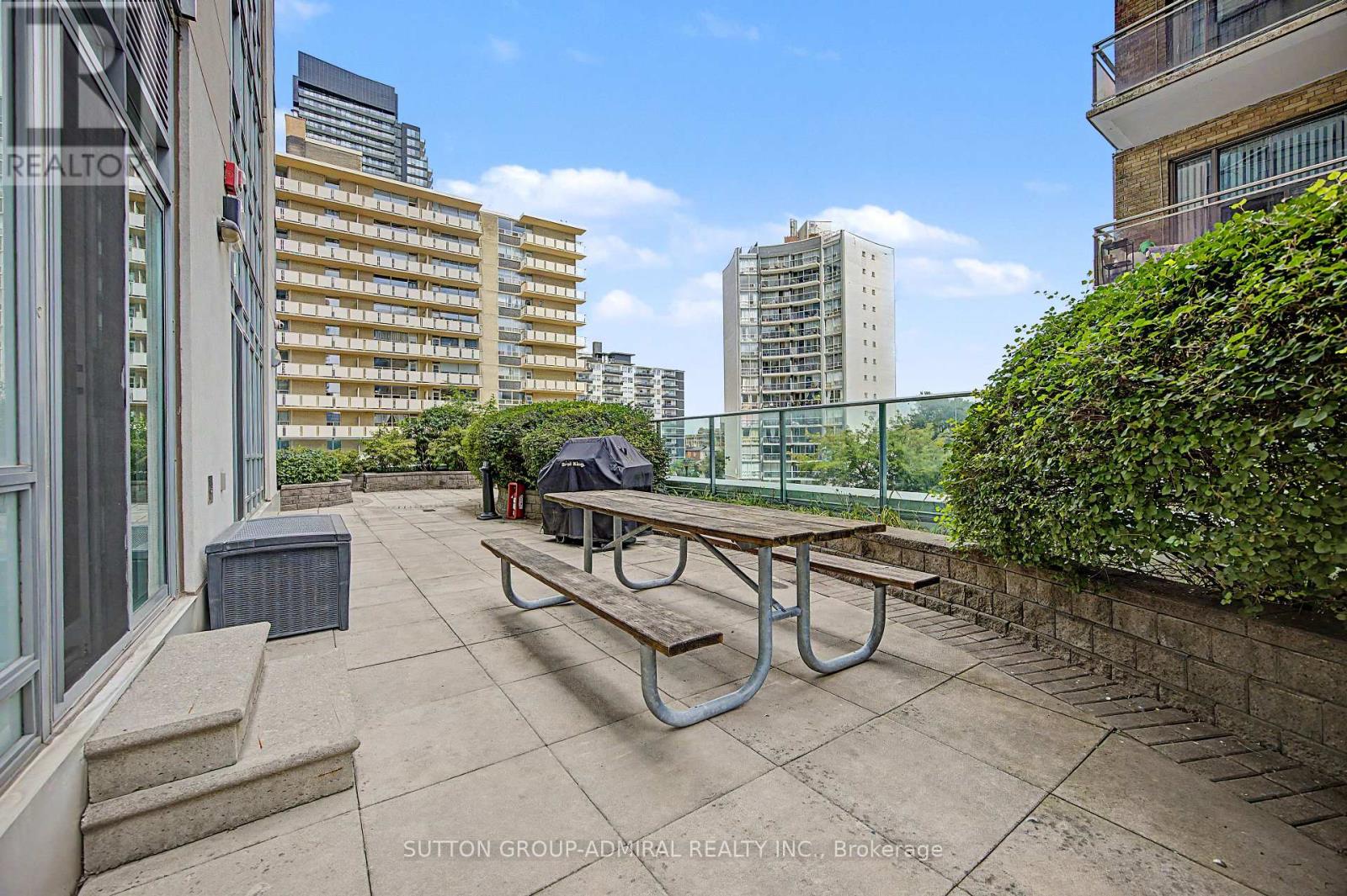 #706 212 EGLINTON AVENUE - Image 26