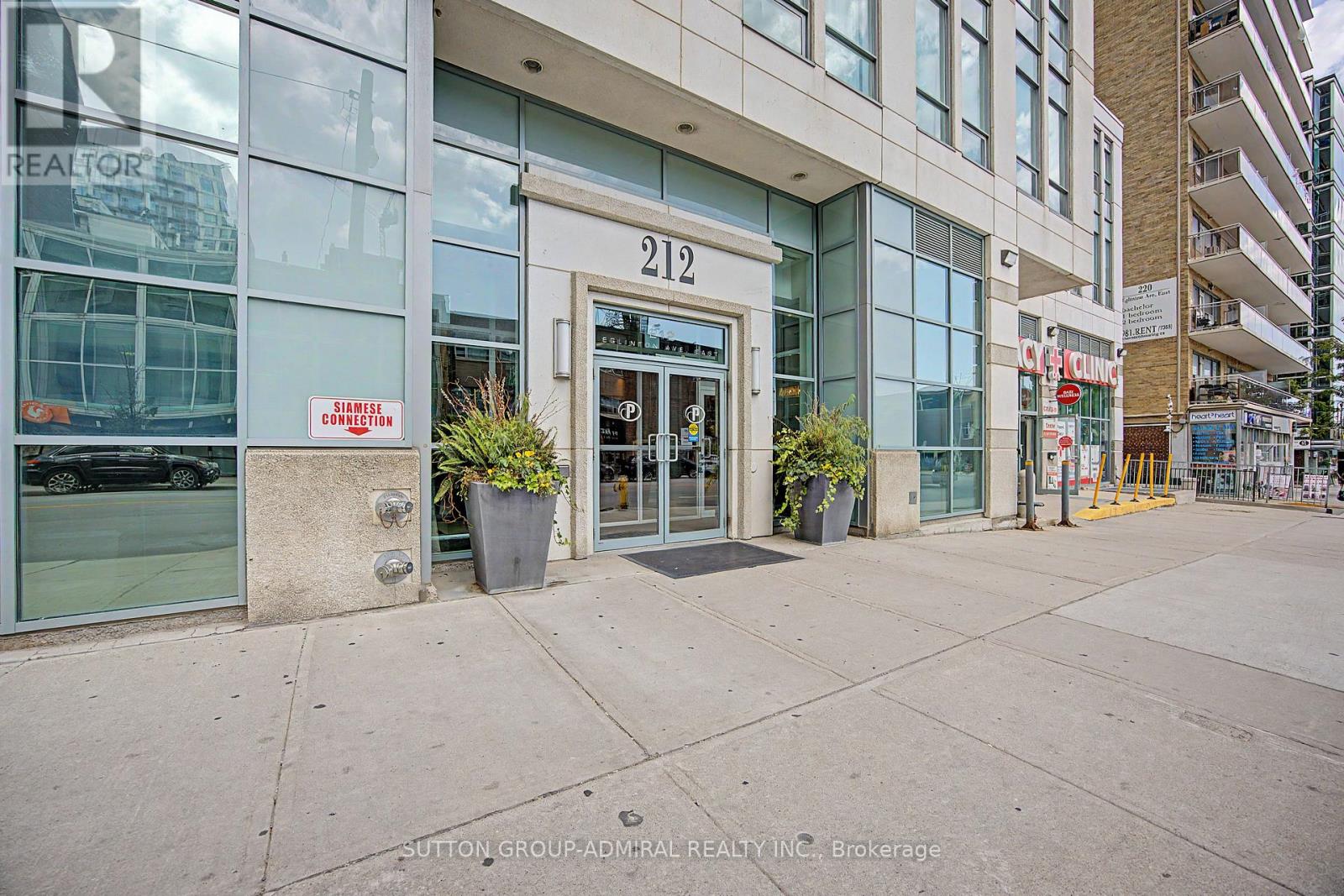 #706 212 EGLINTON AVENUE - Image 31