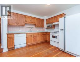 Sunroom - 4645 47 Street, Red Deer, AB T4N1P9 Photo 9