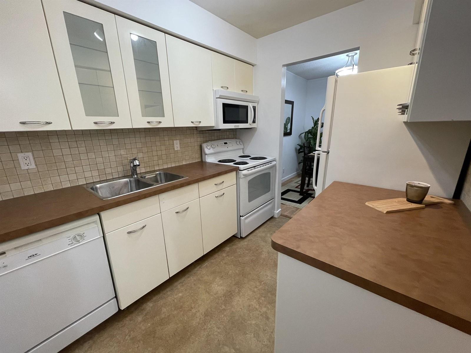1912 10620 150 STREET, Surrey