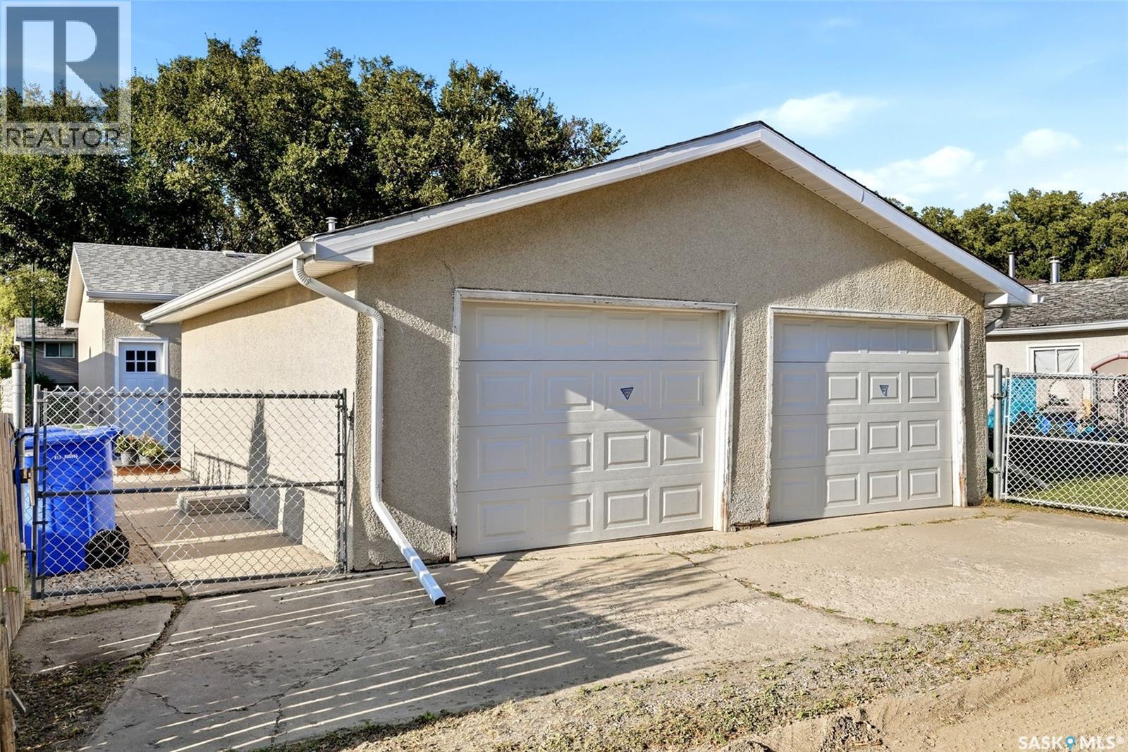 5871 McKinley AVENUE - Image 38