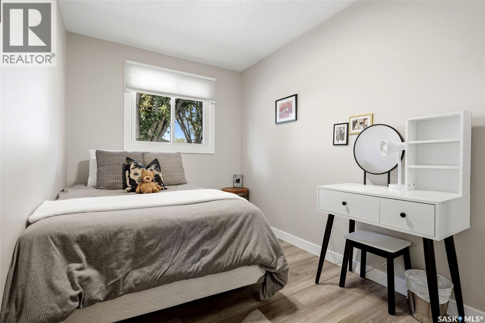 5871 McKinley AVENUE - 19