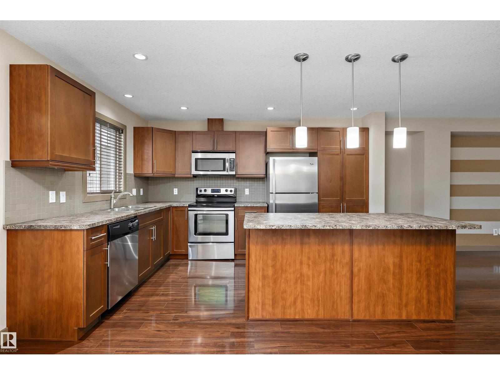 #403 401 PALISADES WY - Image 11