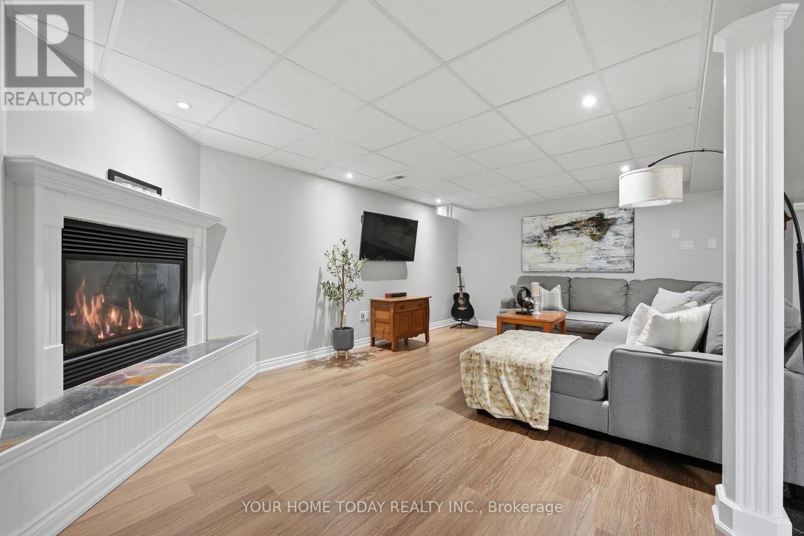 83 ATWOOD AVENUE - 38