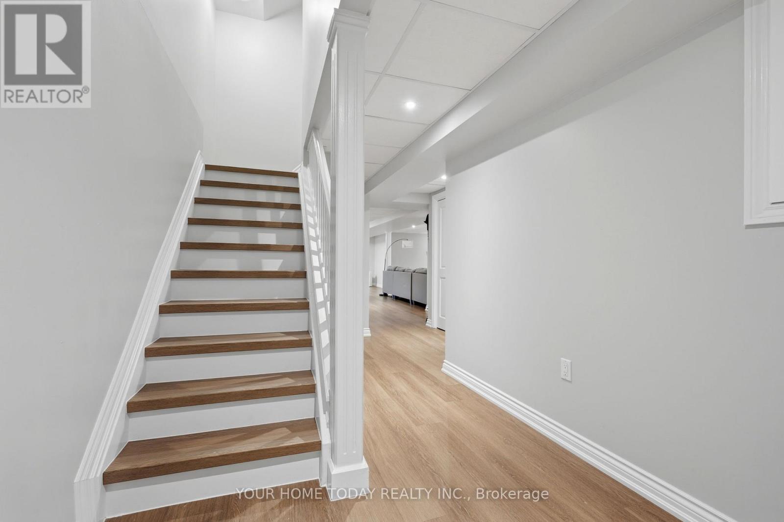 83 ATWOOD AVENUE - 33