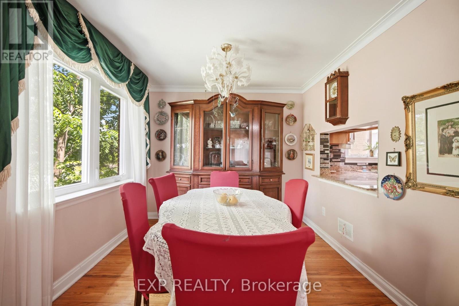 43 RIDGEMOOR AVENUE - 10