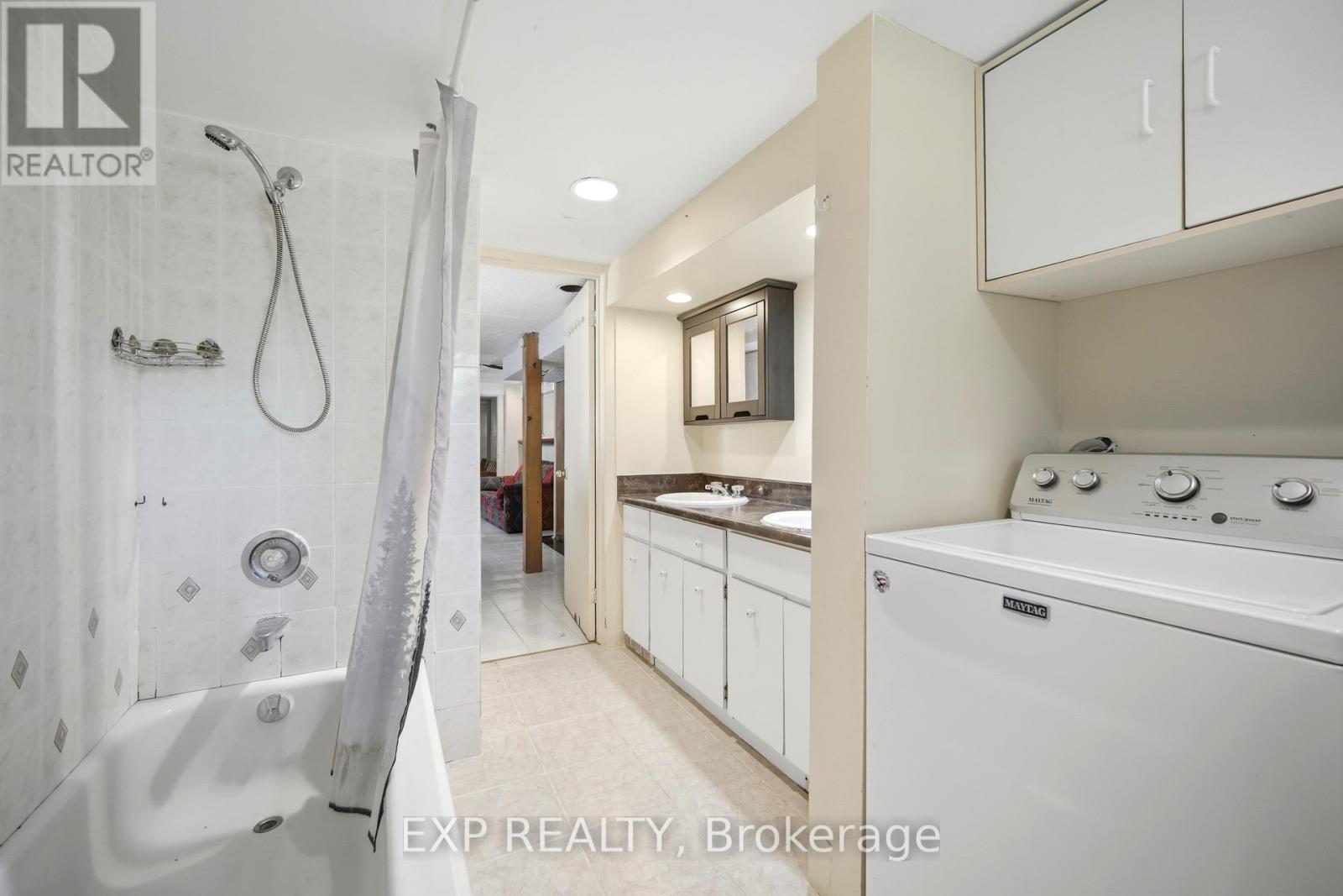 43 RIDGEMOOR AVENUE - 39