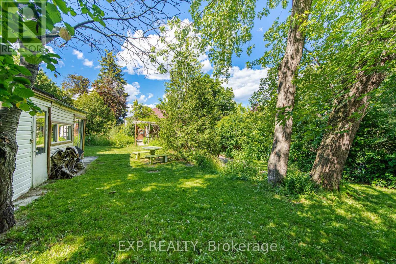 43 RIDGEMOOR AVENUE - 49