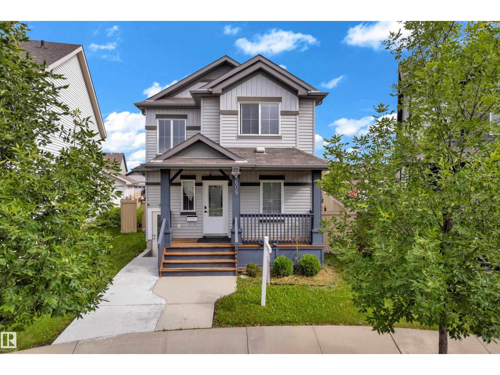 5608 17 AV SW - 1