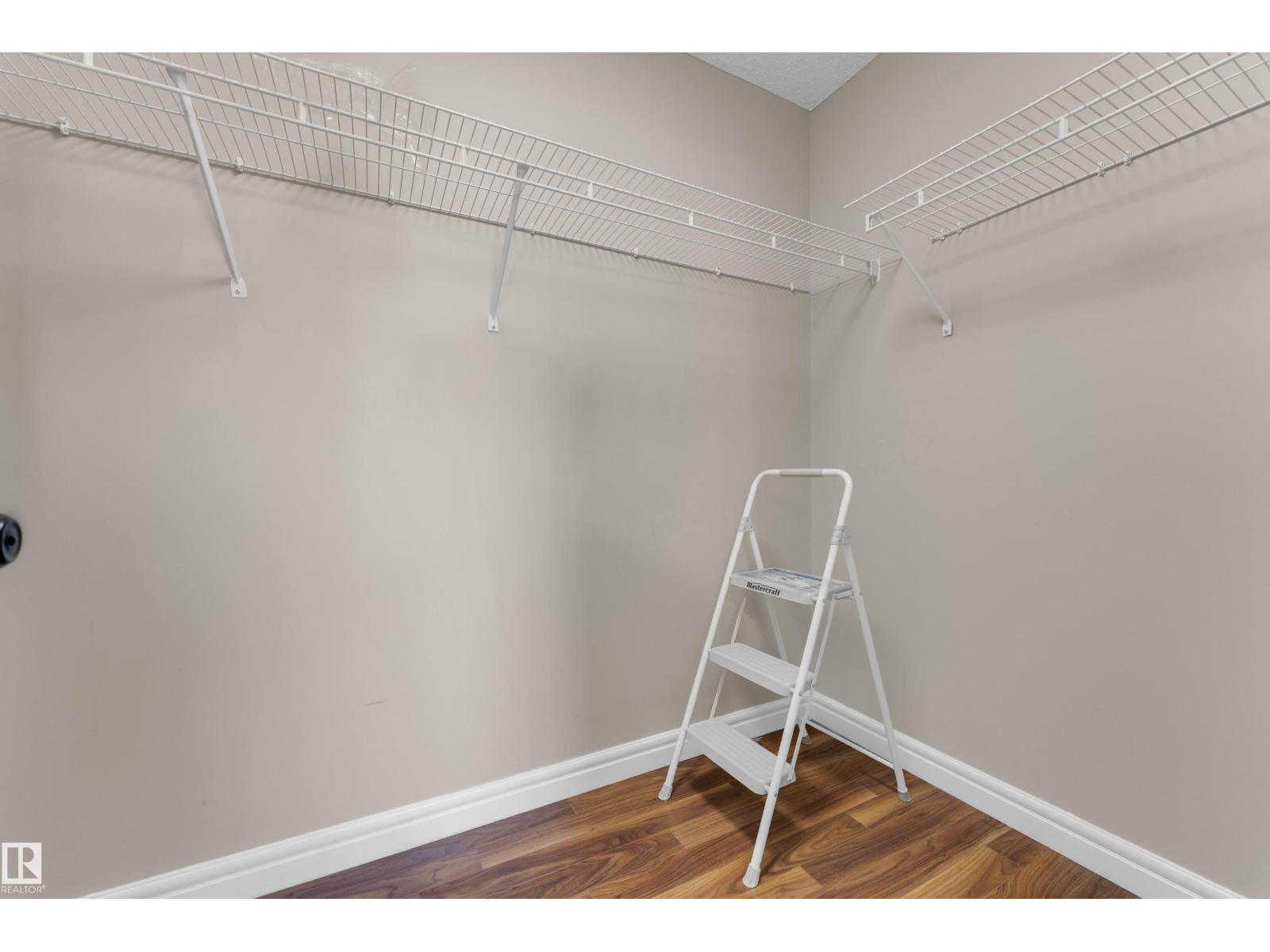 5608 17 AV SW - Image 21