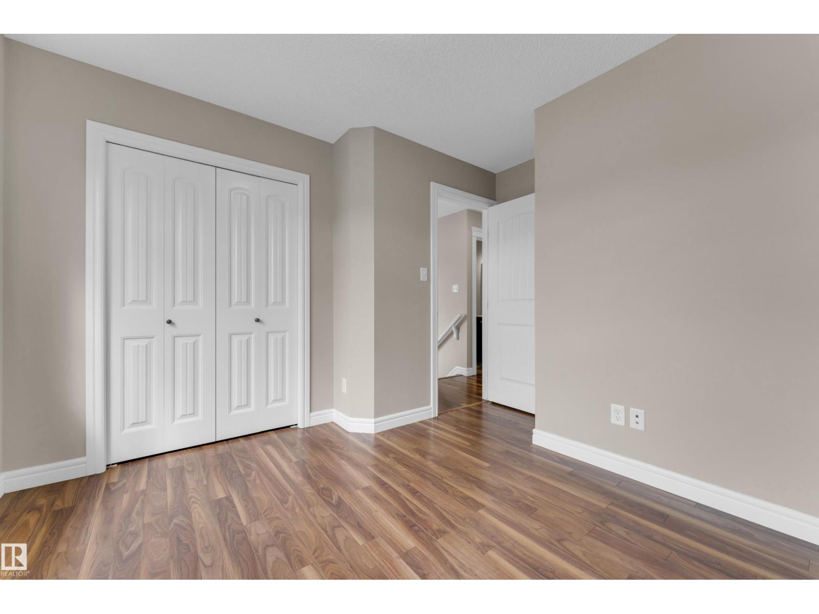 5608 17 AV SW - Image 27