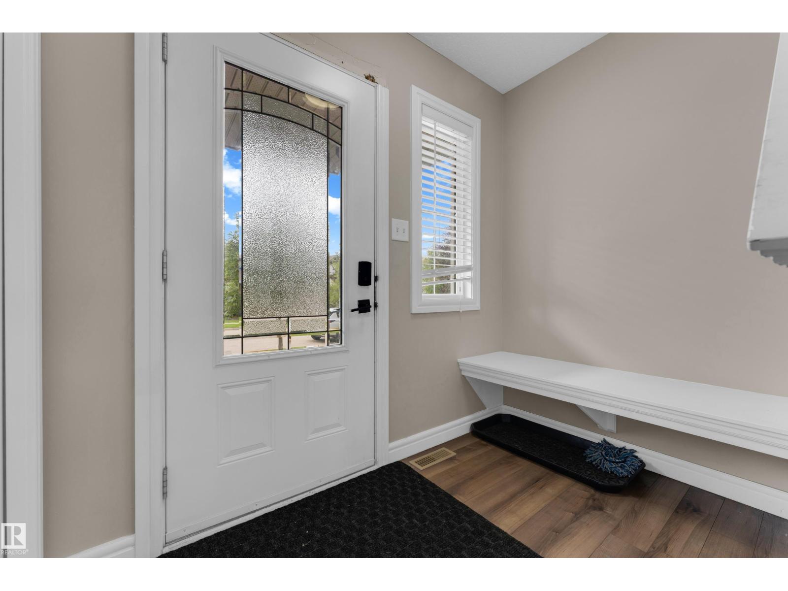 5608 17 AV SW - Image 5